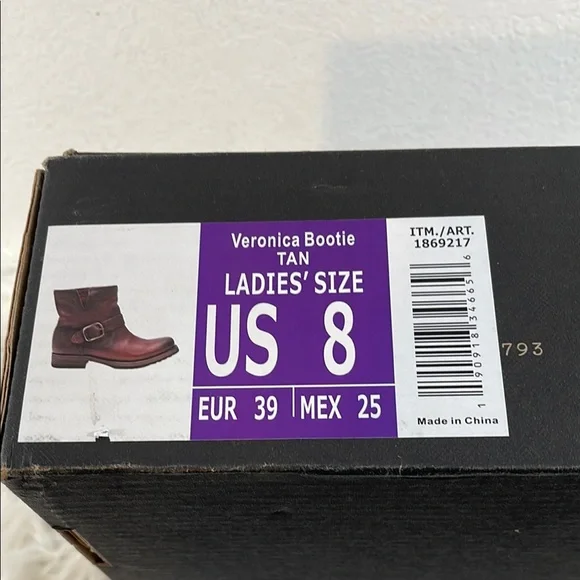 FRYE Veronica Leather Tan Booties Boots Slip On Western Cowgirl Size 8 NEW - Picture 16 of 16